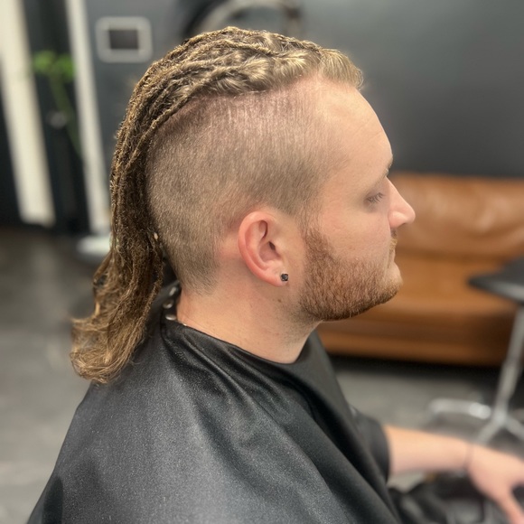 Dreadlocks - Picture 16 of 17